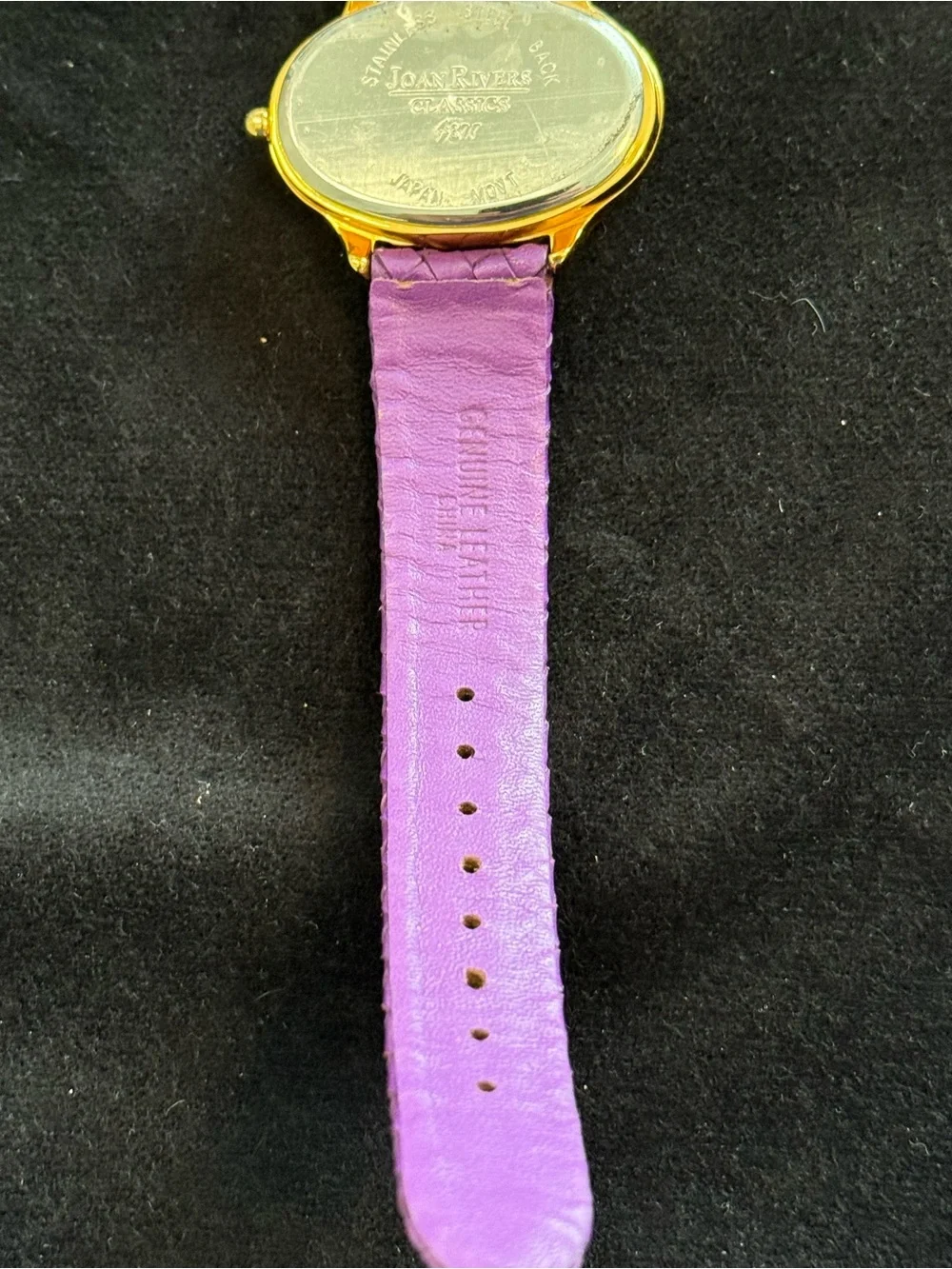 JOAN RIVERS CLASSICS Women’s Quartz Oval Gold Tone Purple Dial Leather Watch